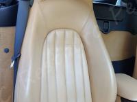 Maserati 4200GT Spyder CambioCorsa - anno 2003 - Restauro completo dell’interno - Particolare dello schienale passeggero. (PRIMA)