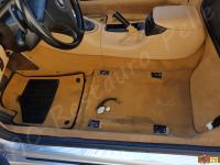 Maserati 4200GT Spyder CambioCorsa - anno 2003 - Restauro completo dell’interno - Panoramica della moquette interna lato guida. (PRIMA)