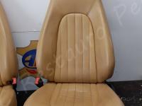 Maserati 4200GT Spyder CambioCorsa - anno 2003 - Restauro completo dell’interno - Il sedile guida nel nostro laboratorio. (PRIMA)