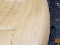 Maserati 4200GT Spyder CambioCorsa - anno 2003 - Restauro completo dell’interno - Dettaglio del fianchetto seduta. (PRIMA)