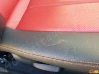 Mercedes Benz SLK 200 Kompressor - anno 2002 - Restauro completo degli interni - Dettaglio del fianchetto destro della seduta del passeggero. (PRIMA)