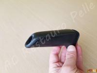 BMW serie 1 (E87) - anno 2008 – Rivestimento volante, pomelli e cuffie in vera pelle con personalizzazioni - Pomello del freno a mano. (PRIMA)