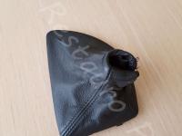 BMW serie 1 (E87) - anno 2008 – Rivestimento volante, pomelli e cuffie in vera pelle con personalizzazioni - Cuffia del cambio automatico. (PRIMA)