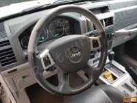 Jeep Cherokee (KK) - anno 2010 - Restauro del volante e del sedile guida - Panoramica del volante. (PRIMA)