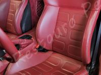 Ferrari 599 GTB - Lavaggio completo dell’interno con trattamento ammorbidente - Panoramica del sedile di guida. (PRIMA)
