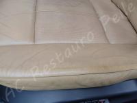 BMW 330 Ci cabrio (E46) - Restauro completo degli interni - >>>>>>>>>>>>>>>>> - Dettaglio del fianchetto sinistro seduta di guida. (PRIMA)