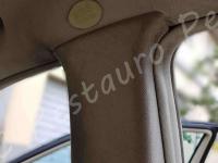 Mercedes classe E 320CDI (W211) - anno 2006 - Restauro completo interno in pelle  - Dettaglio del tessuto dei montanti centrali. (PRIMA)