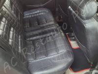 Lancia Delta HF Integrale Evo1- anno 1992 - Restauro completo dell’interno - Panoramica divano posteriore. (PRIMA)