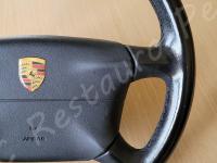 Porsche Boxster 986 - anno 1999 - Rivestimento e personalizzazione volante - Dettaglio impugnatura destra. (PRIMA)