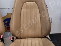Maserati 4200GT – Restauro completo dell’interno: pelle e plastiche. - Il sedile di guida. (PRIMA)