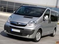 Opel Vivaro – anno 2011 – Rivestimento volante in vera pelle con personalizzazione - AC Restauro Pelle (PRIMA)
