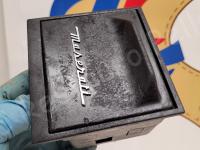 Maserati 4200GT Spyder – Restauro completo delle plastiche   >>>>>>>>>>>> - Il posacenere. (PRIMA)