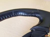 Honda S2000 - anno 1998 – Rivestimento volante e cuffia cambio in vera pelle con personalizzazione - Particolare delle cuciture. (PRIMA)