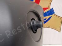 Ferrari 599 GTB “Tailor Made” – Restauro completo delle plastiche >>> - Il comando per la regolazione elettrica dello sterzo. (PRIMA)