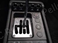 Ferrari F355 – Restauro completo degli interni (pelle e plastiche) >>>>>>> - Particolare della zona del cambio. (PRIMA)