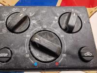 Ferrari F355 – Restauro completo degli interni (pelle e plastiche) >>>>>>> - Il climatizzatore. (PRIMA)
