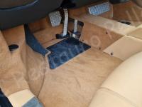 Ferrari F430 spider – Restauro plastiche appiccicose >>>>>>>>>>>> - Zona piedi lato guida. (PRIMA)