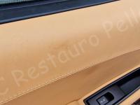Ferrari F430 spider – Restauro plastiche appiccicose >>>>>>>>>>>> - Pannello porta lato guida. (PRIMA)