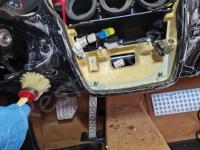 Ferrari F430 spider – Restauro plastiche appiccicose >>>>>>>>>>>> - Lavaggio completo dell'abitacolo. (DURANTE)