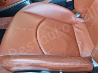 Porsche Cayman S – Restauro completo interno (pelle e plastiche) >>> - Particolare della seduta di guida. (PRIMA)