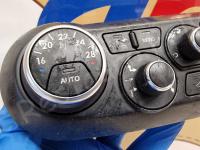 Ferrari F12 Berlinetta – Restauro completo delle plastiche >>>>>>>>>>>> - Dettagli del climatizzatore. (PRIMA)