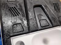 Ferrari F12 Berlinetta – Restauro completo delle plastiche >>>>>>>>>>>> - Dettagli. (PRIMA)