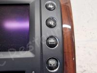 Maserati Quattroporte – Restauro completo delle plastiche e del cielo >>> - I pulsanti intorno al navigatore. (PRIMA)