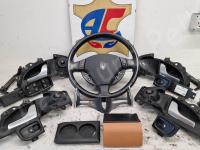 Maserati Quattroporte – Restauro completo delle plastiche e del cielo >>> - Panoramica delle plastiche abitacolo. (PRIMA)