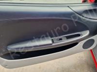 Ferrari 360 Modena – Restauro completo degli interni (pelle e plastiche)  - Panoramica del pannello porta lato guida. (PRIMA)