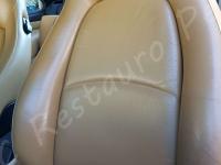 Porsche 911 (993) Carrera 4 - anno 1995 - Pulizia dell’interno in pelle >>>> - Particolare dello schienale lato guida. (PRIMA)
