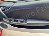 Ferrari 360 Modena – Restauro completo degli interni (pelle e plastiche)  - Il pannello porta lato passeggero. (PRIMA)