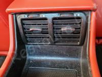 Maserati Granturismo – Restauro completo delle plastiche appiccicose - Le bocchette aria posteriori. (PRIMA)