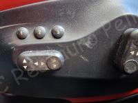 Maserati Granturismo – Restauro completo delle plastiche appiccicose - Comandi sedili elettrici lato guida. (PRIMA)