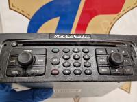 Maserati Granturismo – Restauro completo delle plastiche appiccicose - La radio. (PRIMA)