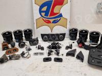 Ferrari FF – Restauro completo delle plastiche appiccicose >>>>>>>>>>>>>> - Panoramica delle plastiche. (PRIMA)