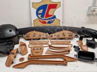 Ferrari FF – Restauro completo delle plastiche appiccicose >>>>>>>>>>>>>> - Seconda panoramica delle plastiche. (PRIMA)