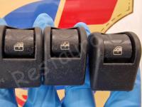 Ferrari 599 GTO - Restauro plastiche appiccicose >>>>>>>>>>>>>>>>>>>>> - I pulsanti degli alzacristalli elettrici. (PRIMA)