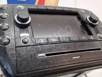 Maserati Quattroporte S – Restauro completo delle plastiche appiccicose - Il navigatore. (PRIMA)