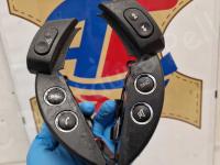 Maserati Quattroporte S – Restauro completo delle plastiche appiccicose - I comandi al volante. (PRIMA)