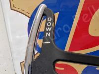 Maserati Quattroporte S – Restauro completo delle plastiche appiccicose - Dettagli. (PRIMA)