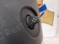 Maserati Quattroporte S – Restauro completo delle plastiche appiccicose - Dettaglio del comando per la regolazione elettrica dello sterzo. (PRIMA)