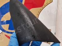 Maserati Quattroporte S – Restauro completo delle plastiche appiccicose - Dettagli. (PRIMA)