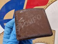 Maserati Quattroporte S – Restauro completo delle plastiche appiccicose - Uno sportellino. (PRIMA)