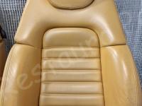 Ferrari 360 Modena Spider – Restauro completo plastiche e pelle >>>> - Particolare dello schienale di guida. (PRIMA)