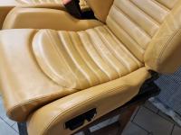 Ferrari 360 Modena Spider – Restauro completo plastiche e pelle >>>> - Particolare della seduta di guida. (PRIMA)