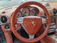 Porsche Boxster S 987 – Restauro completo dell’interno (pelle e plastiche) - Panoramica del volante. (PRIMA)