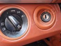 Porsche Boxster S 987 – Restauro completo dell’interno (pelle e plastiche) - Il comando accensione luci e il blocchetto di accensione. (PRIMA)