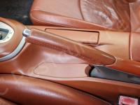 Porsche Boxster S 987 – Restauro completo dell’interno (pelle e plastiche) - Il tunnel centrale. (PRIMA)