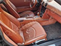 Porsche Boxster S 987 – Restauro completo dell’interno (pelle e plastiche) - Panoramica abitacolo lato passeggero. (PRIMA)