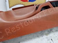 Porsche Boxster S 987 – Restauro completo dell’interno (pelle e plastiche) - Dettagli del tunnel centrale. (PRIMA)